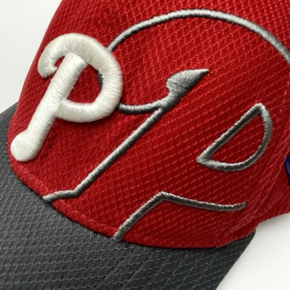 New Era 39 Thirty Philadelphia Phillies Baseball Cap Hat Child-Youth Red Logo‎